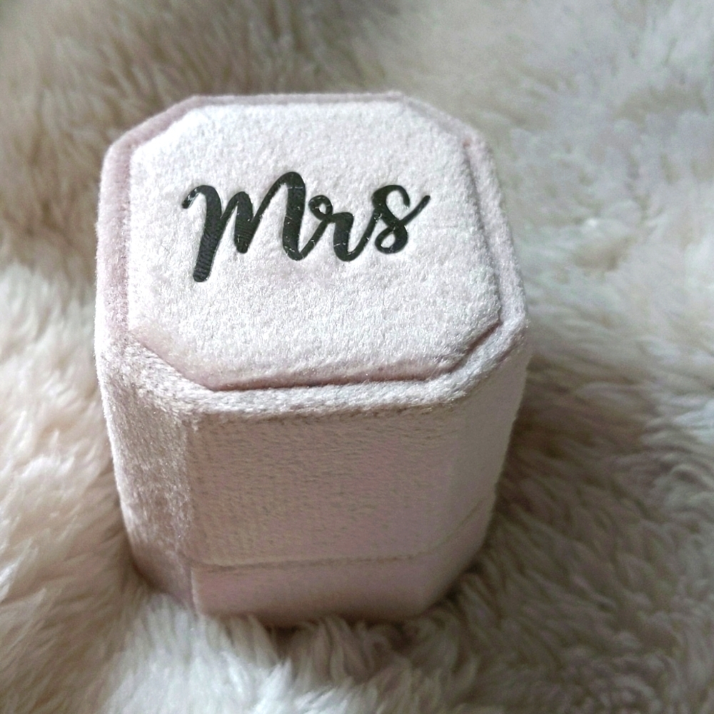 Ring Box Double Slot